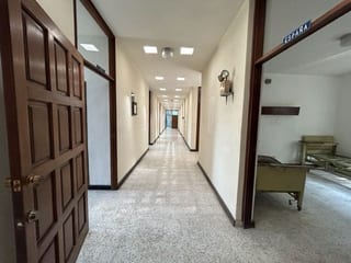 Propiedad en renta km 8 CES Edificio de 1000 metros con 2 niveles — Edificio en Alquiler en Carretera a El Salvador, Guatemala, Ciudad — miniatura 6 de 15