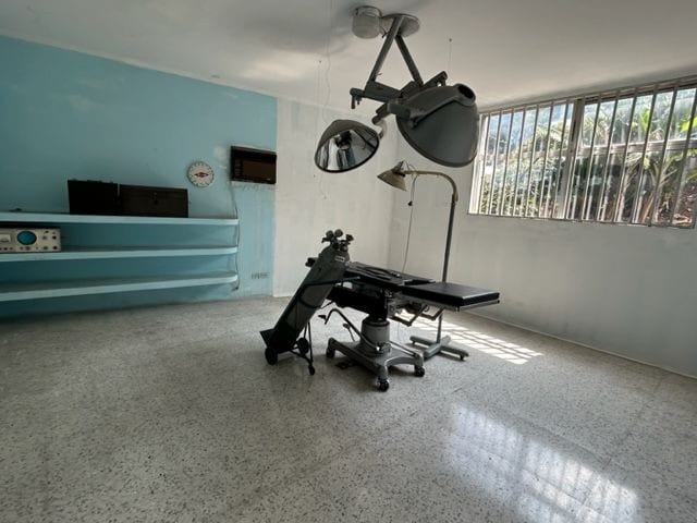 Propiedad en renta km 8 CES Edificio de 1000 metros con 2 niveles — Edificio en Alquiler en Carretera a El Salvador, Guatemala, Ciudad — foto 12 de 15