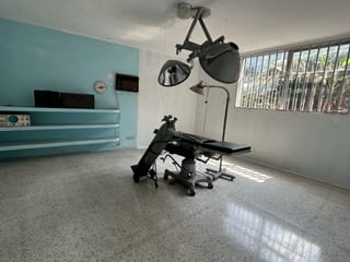 Propiedad en renta km 8 CES Edificio de 1000 metros con 2 niveles — Edificio en Alquiler en Carretera a El Salvador, Guatemala, Ciudad — miniatura 12 de 15