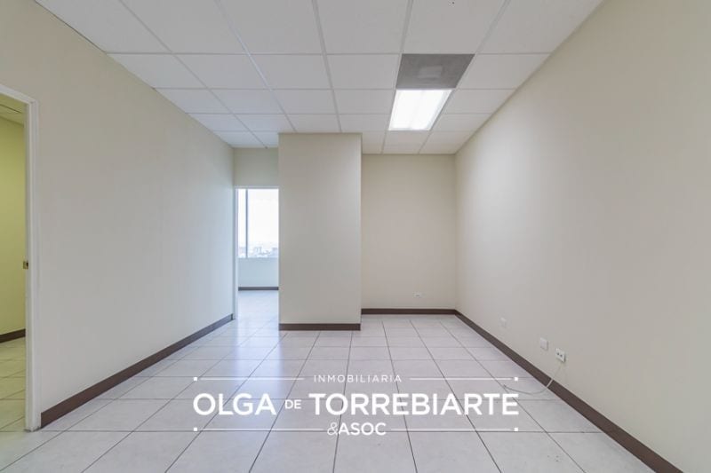 Oficina en Zona Pradera, zona 10 — Oficina en Alquiler en Zona Pradera, Zona 10, Guatemala, Ciudad — foto 9 de 17