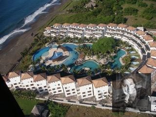 VILLA LOS CABOS / VILLA EN VENTA EN MONTERRICO — Casa vacacional en Venta en Villa Los Cabos, Monterrico, Santa Rosa — miniatura 1 de 7
