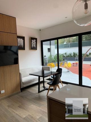 Apartamento 1 Dormitorio Full Amueblado — Apartamento en Alquiler en Parque 10, Zona 10, Guatemala, Ciudad — miniatura 5 de 9