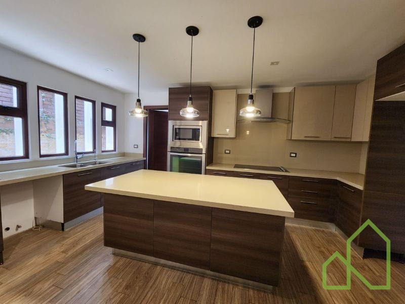 Casa en Venta a 5 minutos de Pradera zona 10 — Casa en Venta en Santa Catarina Pinula, Guatemala, Ciudad — foto 5 de 15