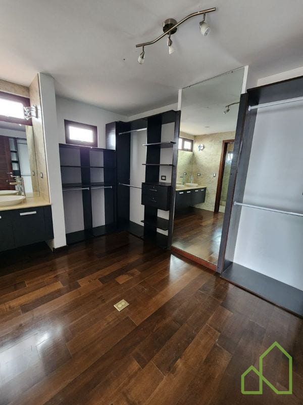 Casa en Venta a 5 minutos de Pradera zona 10 — Casa en Venta en Santa Catarina Pinula, Guatemala, Ciudad — foto 12 de 15