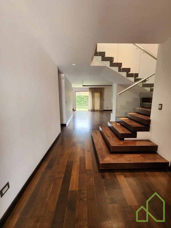 Casa en Venta a 5 minutos de Pradera zona 10 — Casa en Venta en Santa Catarina Pinula, Guatemala, Ciudad — foto 14 de 15