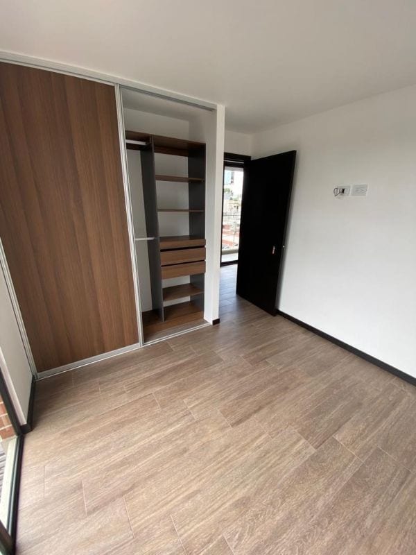 IQ10 Apartamento en Renta en Zona 10 — Apartamento en Alquiler en IQ10, Zona 10, Guatemala, Ciudad — foto 3 de 17