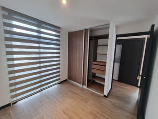 IQ10 Apartamento en Renta en Zona 10 — Apartamento en Alquiler en IQ10, Zona 10, Guatemala, Ciudad — miniatura 2 de 17