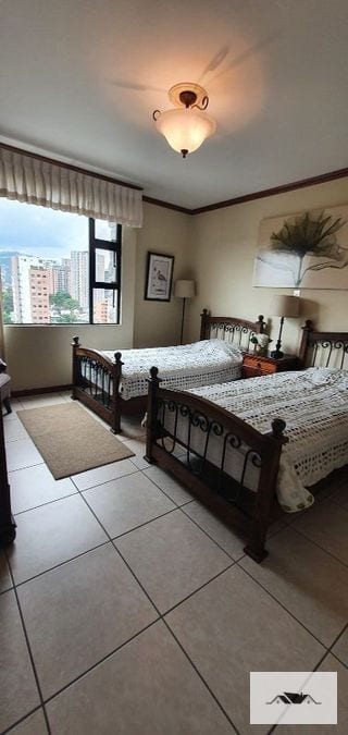 EN RENTA APARTAMENTO 184MTS AMUEBLADO ZONA 10 184MTS — Apartamento en Alquiler en Zona 10, Guatemala, Ciudad — miniatura 8 de 17