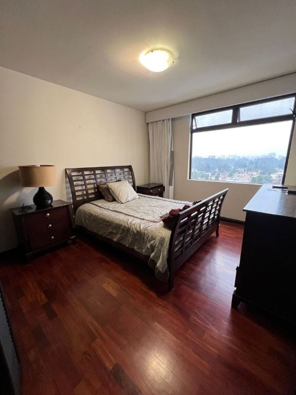 AMPLIO APARTAMENTO EN VENTA ZONA 14 — Apartamento en Venta en Exedra, Zona 14, Guatemala, Ciudad — foto 12 de 14