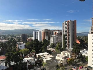 AMPLIO APARTAMENTO EN VENTA ZONA 14 — Apartamento en Venta en Exedra, Zona 14, Guatemala, Ciudad — miniatura 10 de 14