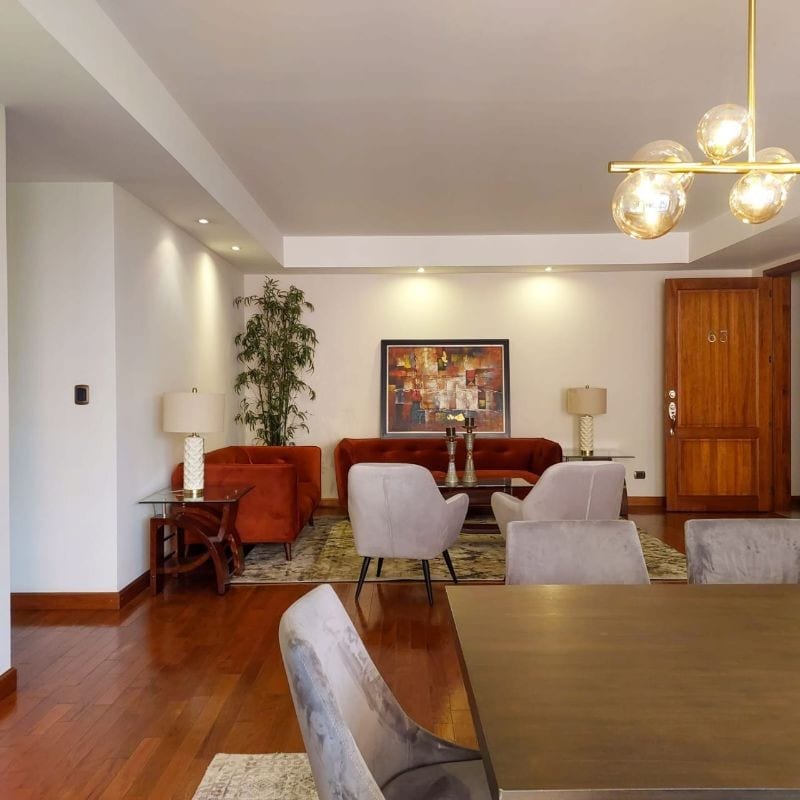 AMPLIO APARTAMENTO EN RENTA ZONA 14 — Apartamento en Alquiler en Arcángel Miguel, Zona 14, Guatemala, Ciudad — foto 4 de 12