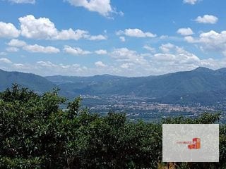 Terreno con bella vista a volcanes y ciudad de Antigua — Terreno en Venta en Antigua, Sacatepéquez — miniatura 6 de 6