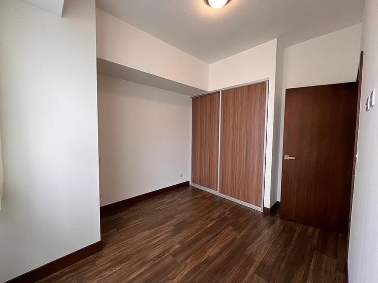 Alquiler de apartamento en zona 14 — Apartamento en Alquiler en Zona 14, Guatemala, Ciudad — foto 6 de 8