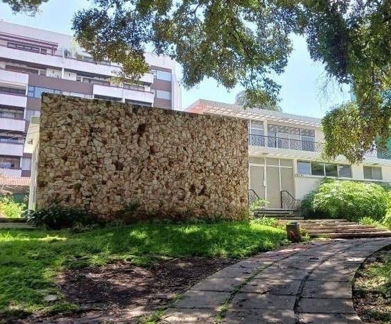 CASA AMPLIA CON 20 PARQUEOS ZONA 15  — Casa en Alquiler en Zona 15, Guatemala, Ciudad — foto 3 de 3