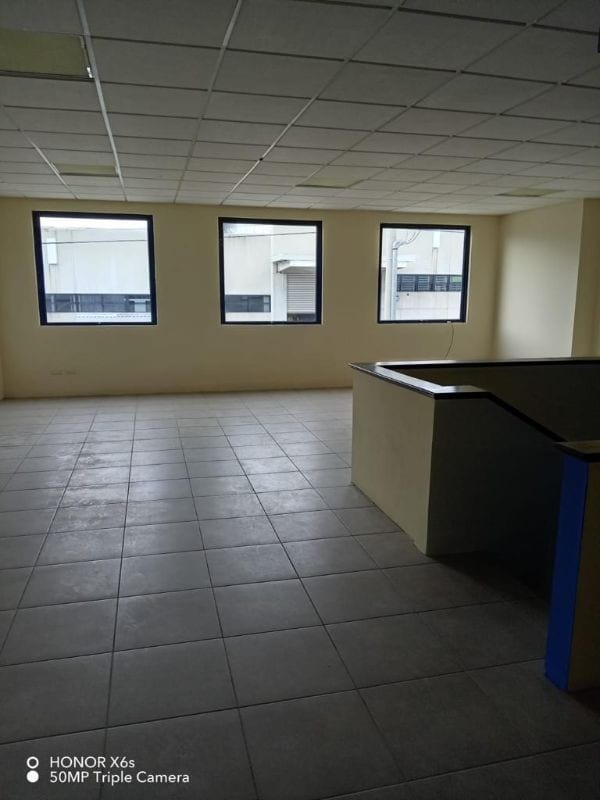Ofibodega en Venta Eco Plaza KM. 22.5 Carretera a el Salvador — Bodega / Ofibodega en Venta en Eco Plaza, Carretera a El Salvador, Guatemala, Ciudad — foto 6 de 9