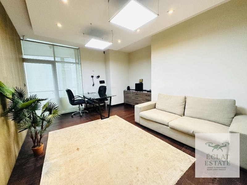 Oficina en Alquiler en el Prestigioso Edificio Dubai Center, Zona 10. ¡Ven y Haz Despegar tu Negocio! — Oficina en Alquiler en Dubai Center, Zona 10, Guatemala, Ciudad — foto 4 de 4