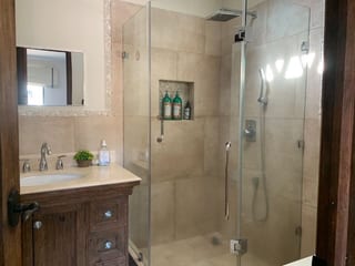 *renta-preciosa Casa 2 Niveles en Lazos de Fraijanes* — Casa en Alquiler en Lazos de Fraijanes, Carretera a El Salvador, Guatemala, Ciudad — miniatura 7 de 16