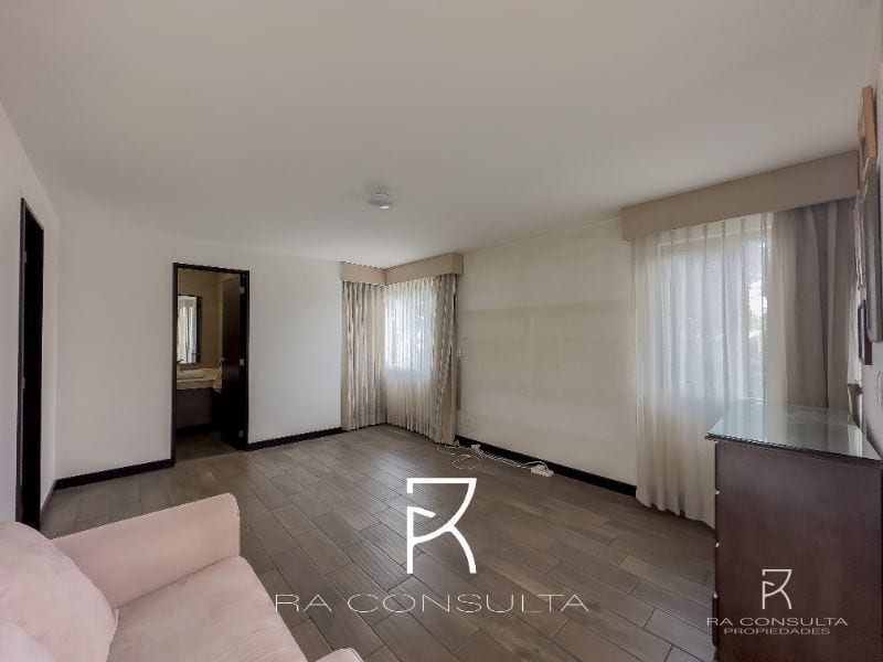 Apartamento amplio en Verona, zona 10 — Apartamento en Venta en Verona, Zona 10, Guatemala, Ciudad — foto 7 de 10
