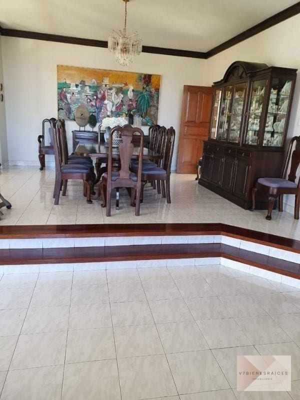 HERMOSA CASA CON JARDÍN AMPLIO — Casa en Venta en Fraijanes, Carretera a El Salvador, Guatemala, Ciudad — foto 8 de 9