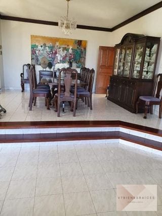 HERMOSA CASA CON JARDÍN AMPLIO — Casa en Venta en Fraijanes, Carretera a El Salvador, Guatemala, Ciudad — miniatura 8 de 9