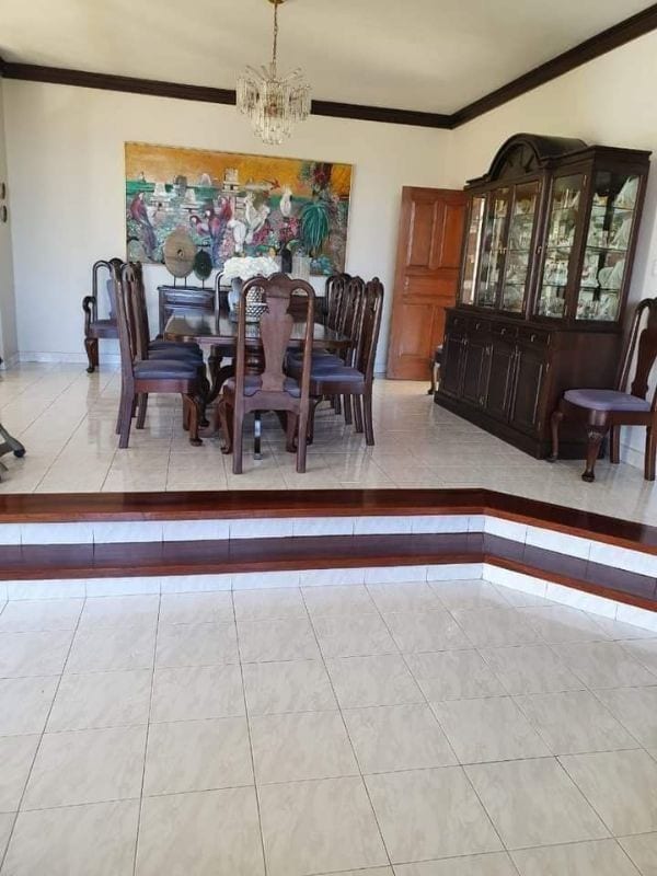 Hermosa Casa con Jardín Amplio — Casa en Venta en Fraijanes, Carretera a El Salvador, Guatemala, Ciudad — foto 8 de 9