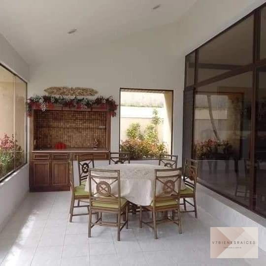 HERMOSA CASA CON JARDÍN AMPLIO — Casa en Venta en Fraijanes, Carretera a El Salvador, Guatemala, Ciudad — foto 7 de 9