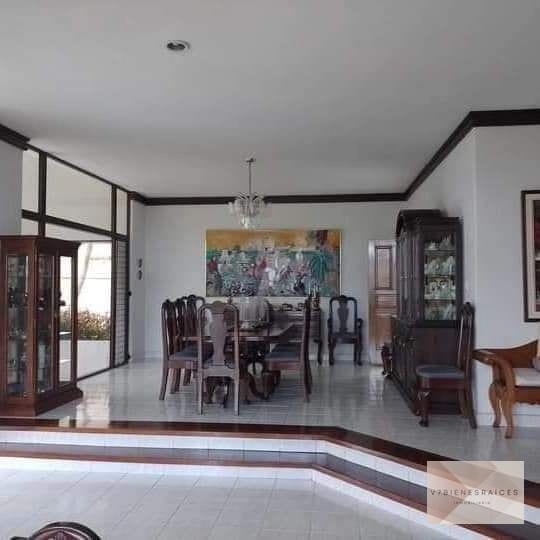 HERMOSA CASA CON JARDÍN AMPLIO — Casa en Venta en Fraijanes, Carretera a El Salvador, Guatemala, Ciudad — foto 2 de 9