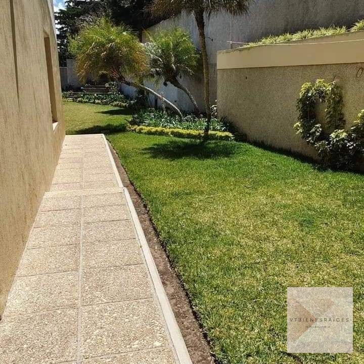 Hermosa Casa con Jardín Amplio — Casa en Venta en Fraijanes, Carretera a El Salvador, Guatemala, Ciudad — foto 5 de 9