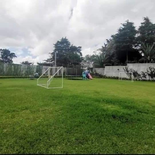 Hermosa Casa con Jardín Amplio — Casa en Venta en Fraijanes, Carretera a El Salvador, Guatemala, Ciudad — foto 9 de 9