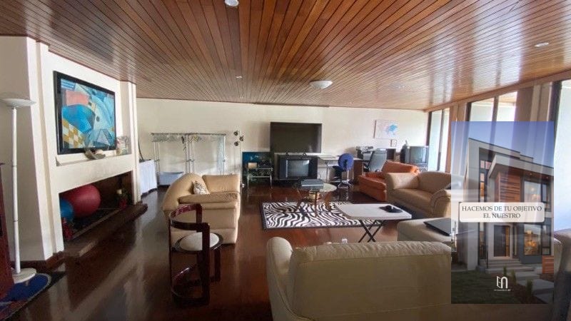 VENDO CASA GRANDE EN CARRETERA A EL SALVADOR KM. 8 — Casa en Venta en km 6-10, Carretera a El Salvador, Guatemala, Ciudad — foto 2 de 16