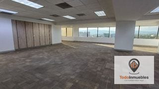 Oficina de 750 m2 en Renta en Europlaza — Oficina en Alquiler en Europlaza, Zona 14, Guatemala, Ciudad — miniatura 12 de 13