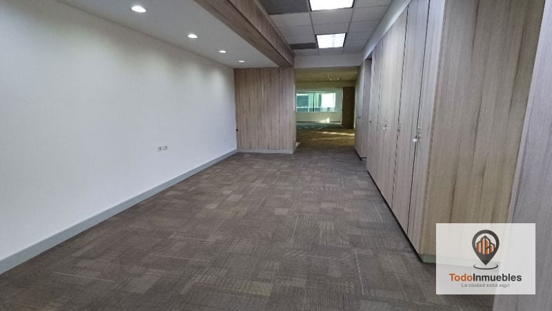 Oficina de 750 m2 en Renta en Europlaza — Oficina en Alquiler en Europlaza, Zona 14, Guatemala, Ciudad — foto 3 de 13