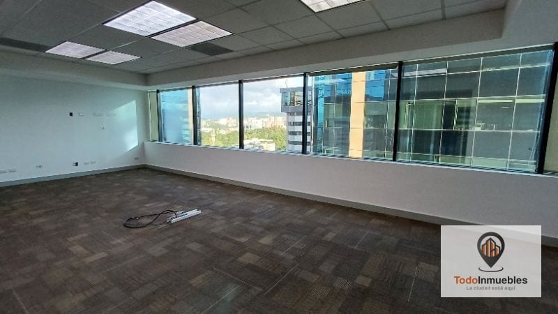 Oficina de 750 m2 en Renta en Europlaza — Oficina en Alquiler en Europlaza, Zona 14, Guatemala, Ciudad — foto 5 de 13