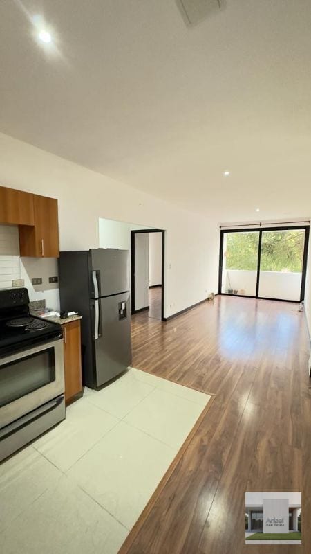 LAS HOJARASCAS Apartamento de 2 Dormitorios en VH2 Z15 — Apartamento en Alquiler en Zona 15, Guatemala, Ciudad — foto 1 de 6