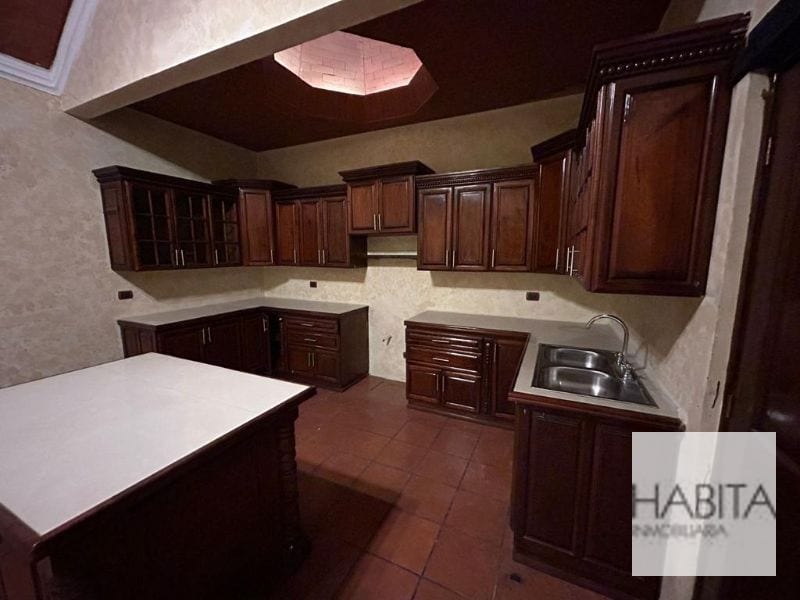 Rento linda  casa de un nivel en Condominio Villas del Comendador — Casa vacacional en Alquiler en Antigua, Sacatepéquez — foto 6 de 8