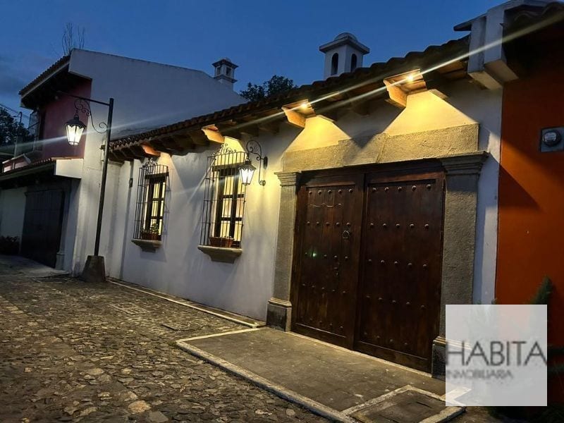 Rento linda  casa de un nivel en Condominio Villas del Comendador — Casa vacacional en Alquiler en Antigua, Sacatepéquez — foto 1 de 8