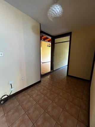 Venta de Casa de un Nivel en CAES KM 16.5 Lomas de San Rafael — Casa en Venta en Lomas de San Rafael, Carretera a El Salvador, Guatemala, Ciudad — miniatura 6 de 15