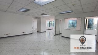Oficina en Renta en Europlaza z14 — Oficina en Alquiler en Europlaza, Zona 14, Guatemala, Ciudad — miniatura 1 de 8