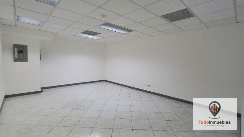 Oficina en Renta en Europlaza z14 — Oficina en Alquiler en Europlaza, Zona 14, Guatemala, Ciudad — foto 2 de 8