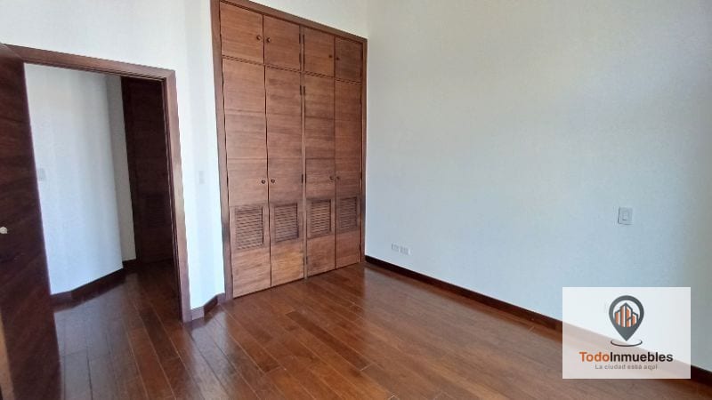 Apartamento en Renta en Ramblas Cayalá — Apartamento en Alquiler en Ramblas de Cayalá, Zona 16, Guatemala, Ciudad — foto 4 de 11