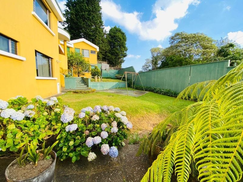 Final 20 calle zona 10 arriba Del Prado  Casa en la brecha cercana a Colegio King Davis — Casa en Venta en Zona 10, Guatemala, Ciudad — foto 4 de 6