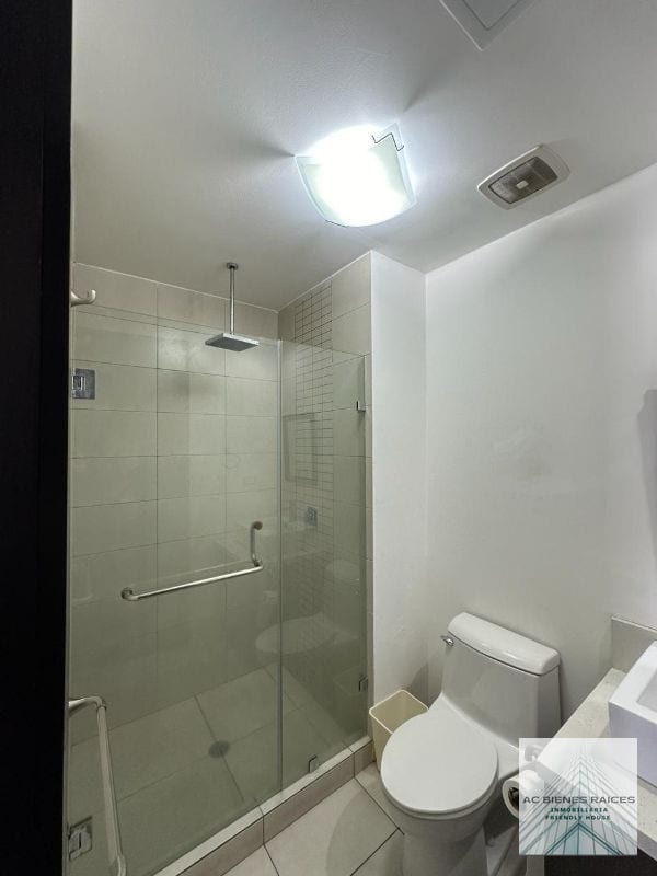 Amueblado 2 habitaciones zona 14 A partir del 1 de julio — Apartamento en Alquiler en Torre 14, Zona 14, Guatemala, Ciudad — foto 9 de 9