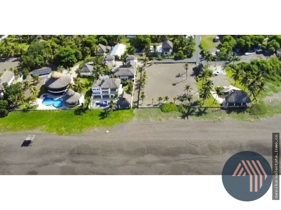 VENTA DE AMPLIO TERRENO 4,400vr2 - MONTERRICO — Terreno en Venta en Monterrico, Santa Rosa — foto 1 de 5