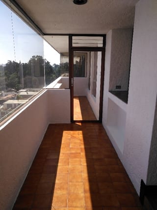 Apartamento en venta edificio Santa Clara Las Cañas zona 10 — Apartamento en Venta en Zona 10, Guatemala, Ciudad — miniatura 3 de 8