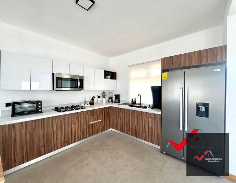CASAS VACACIONALES EN VENTA CERCA DEL PAREDÓN A 1km DE JUAN GAVIOTA COMPLETAMENTE AMUEBLADAS — Casa vacacional en Venta en Sipacate, Escuintla — foto 9 de 12