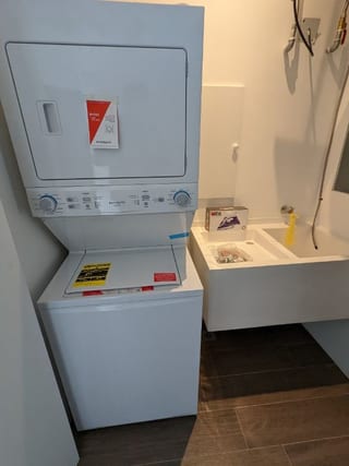 Apartamento en Venta/Renta completamente Equipado y Decorado en Edificio Diagoseis zona 10 — Apartamento en Venta en Diagoseis, Zona 10, Guatemala, Ciudad — miniatura 4 de 16