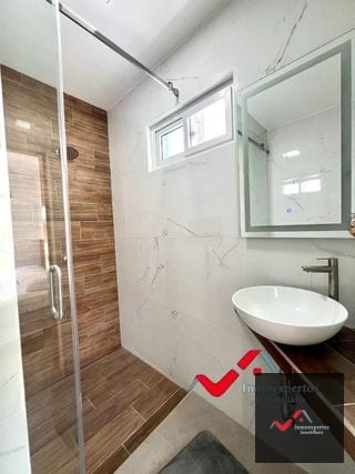 CASA DE PLAYA EN VENTA CERCA DEL PAREDÓN A 1km DE JUAN GAVIOTA COMPLETAMENTE AMUEBLADAS — Casa vacacional en Venta en Escuintla, Escuintla — miniatura 12 de 15