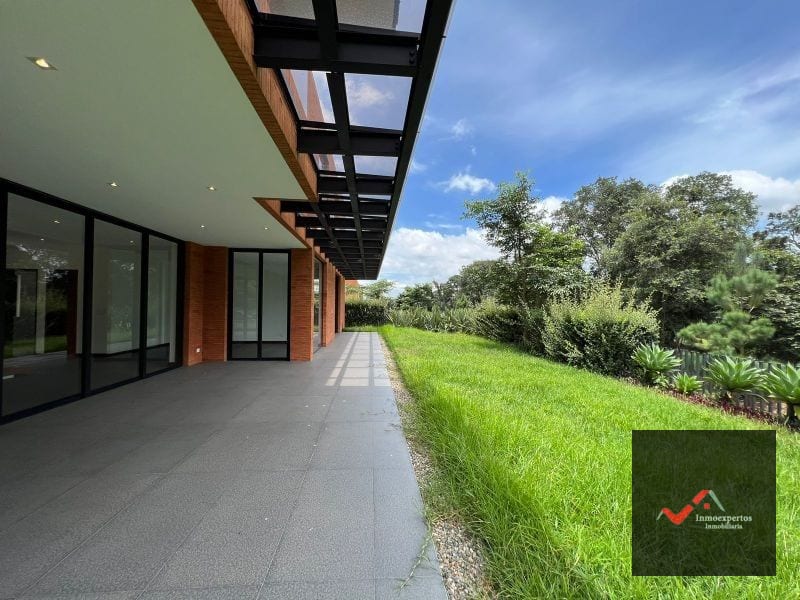 CASA EN VENTA ZONA 16 — Casa en Venta en San Isidro, Zona 16, Guatemala, Ciudad — foto 1 de 14