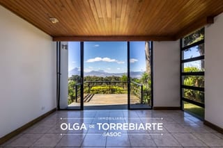 Casa en Lomas del Bosque — Casa en Venta en Santa Catarina Pinula, Guatemala, Ciudad — miniatura 10 de 15