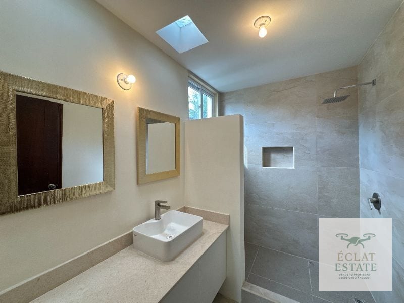 Casa en Fraijanes en Venta | Villa Verde 2 – Excelente Ubicación — Casa en Venta en Vila Verde II, Carretera a El Salvador, Guatemala, Ciudad — foto 8 de 17
